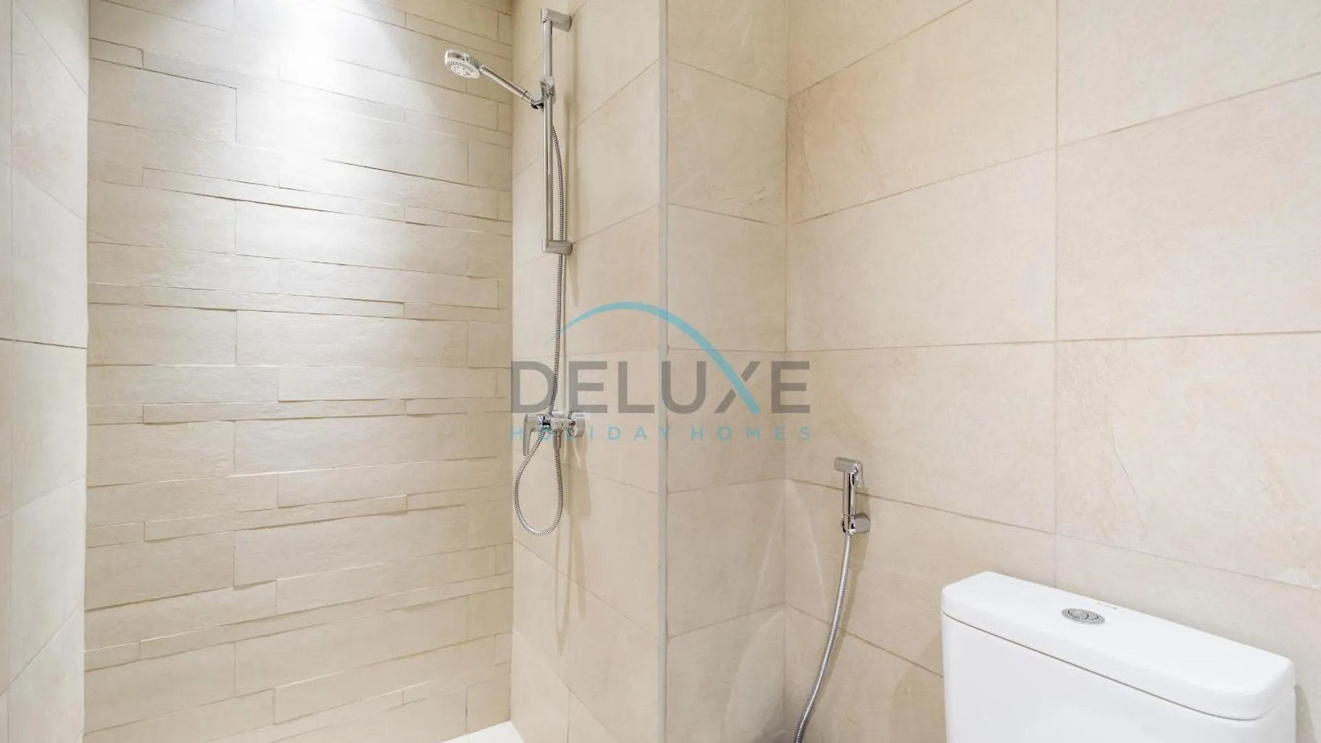 Cozy Studio Apartment In Azizi Riviera 43, Al Merkadh By Deluxe Holiday Homes Dubaï